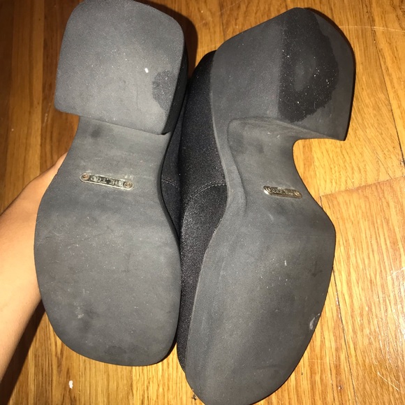 Shoes - Picture 6 of 6